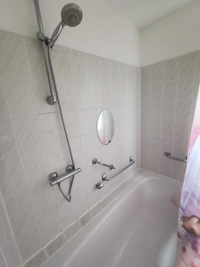 Izzy'S Rainbow House Villa เดอฮาน ภายนอก รูปภาพ